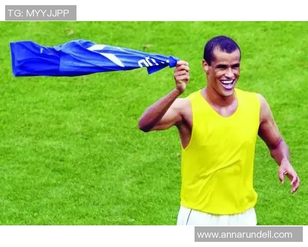 老年足球明星精彩进球集锦回顾展现传奇球技与不屈精神 老年足球明星精彩进球集锦回顾展现传奇球技与不屈精神