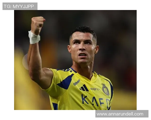 足球明星为何普遍掌握英语能力背后的原因与影响分析