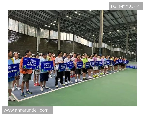 城市联赛点评：成都网球队的配合表现