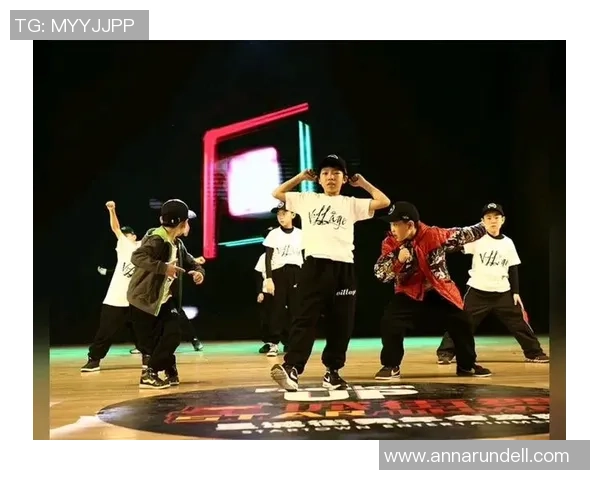 街舞巨献：探秘广州街舞队的灵活性_1